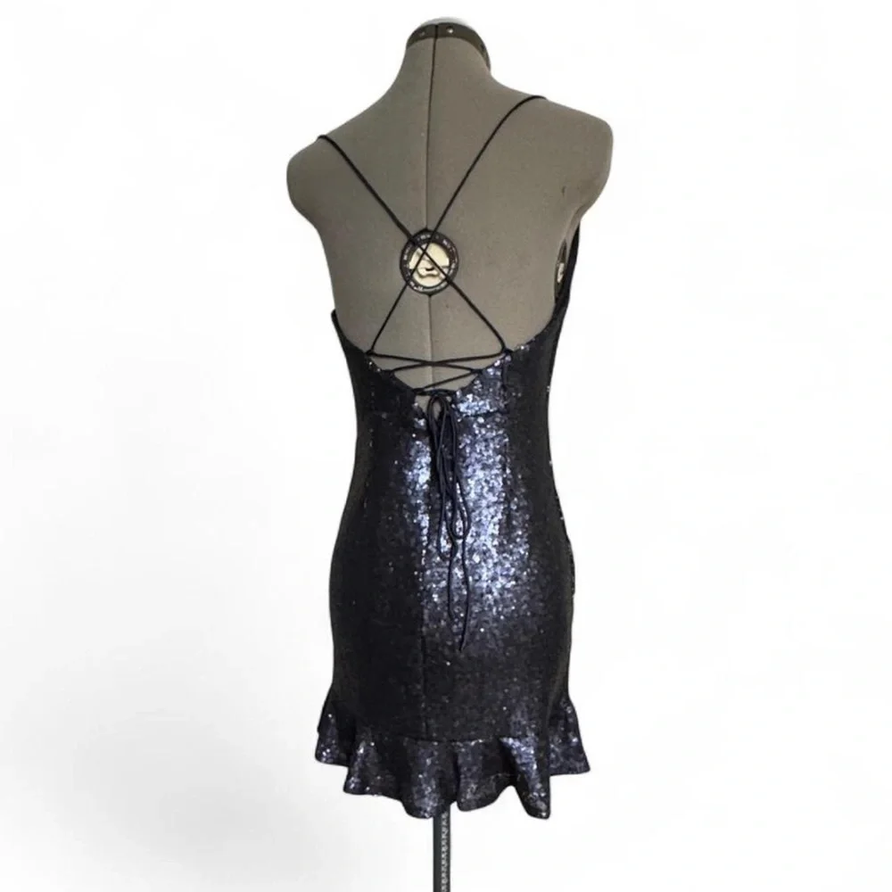Elegant Sequin Cocktail Mini Dress - Picture 4 of 10